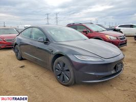 Tesla Model 3 2025