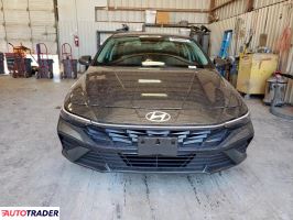 Hyundai Elantra 2025 2