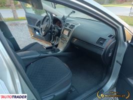 Toyota Avensis 2010 2.0 126 KM