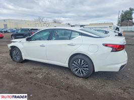 Nissan Altima 2025 2