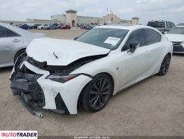 Lexus IS 2021 3