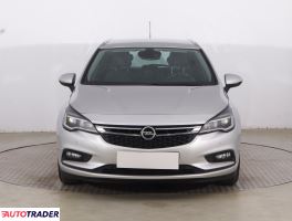 Opel Astra 2019 1.4 123 KM