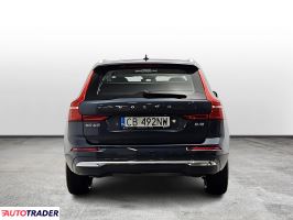 Volvo XC60 2022 2.0 197 KM