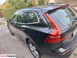 Volvo XC60 2022 2.0 211 KM