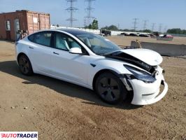 Tesla Model 3 2022