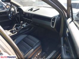 Porsche Cayenne 2021 3