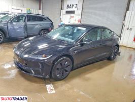 Tesla Model 3 2024