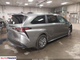 Toyota Sienna 2026 2