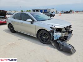 Toyota Camry 2021