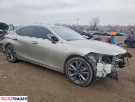 Lexus ES 2020 3
