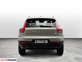Volvo XC40 2022 1.5 180 KM