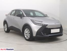 Toyota C-HR 2024 1.8 120 KM