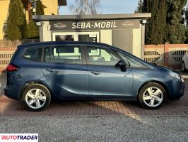 Opel Zafira 2015 1.4 120 KM