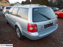 Volkswagen Passat 2001 2.3 170 KM