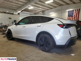 Tesla Model Y 2026