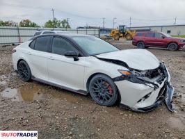 Toyota Camry 2022 3