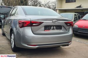 Toyota Avensis 2019 1.6 132 KM