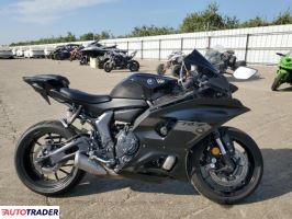 Yamaha YZF 2025 Yamaha YZF 2025