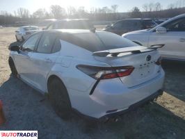 Toyota Camry 2021 3