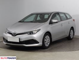 Toyota Auris 2015 1.4 88 KM