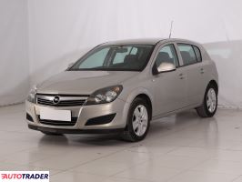 Opel Astra 2011 1.6 113 KM