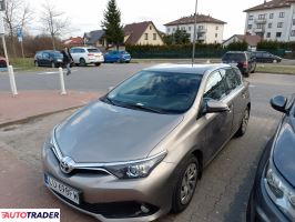 Toyota Auris 2016 1.6 130 KM