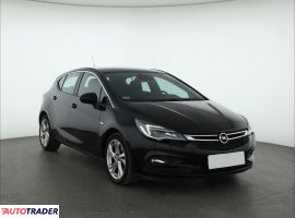 Opel Astra 2018 1.6 197 KM