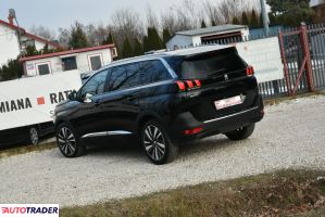 Peugeot 5008 2019 1.5 130 KM