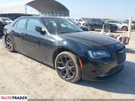 Chrysler 300C 2022 3