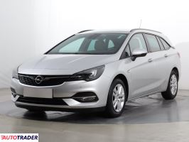 Opel Astra 2020 1.2 143 KM