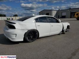 Dodge Charger 2020 6
