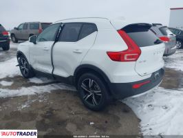 Volvo XC40 2024 2