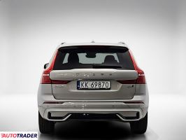Volvo XC60 2022 2.0 197 KM