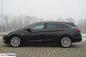 Opel Astra 2017 1.4 125 KM