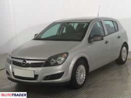 Opel Astra 2011 1.6 113 KM