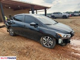 Nissan Versa 2020 1