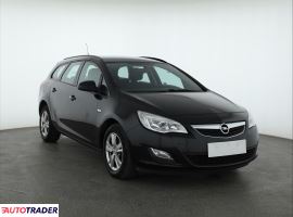 Opel Astra 2012 1.7 108 KM Opel Astra 2012 1.7 108 KM
