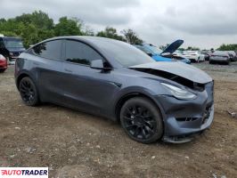 Tesla Model Y 2022 Tesla Model Y 2022