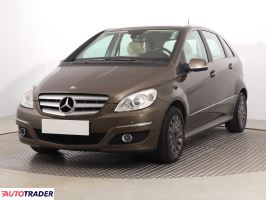 Mercedes B-klasa 2010 2.0 107 KM