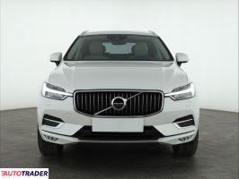 Volvo XC60 2019 2.0 246 KM