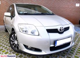 Toyota Auris 2010 1.3 105 KM Toyota Auris 2010 1.3 105 KM