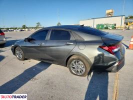 Hyundai Elantra 2025 1