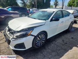 Nissan Altima 2025 2