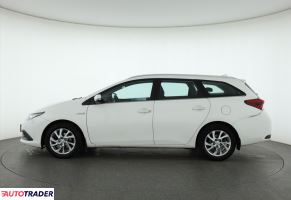 Toyota Auris 2016 1.8 134 KM Toyota Auris 2016 1.8 134 KM
