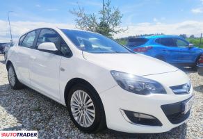 Opel Astra 2013 1.6 116 KM