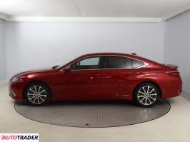 Lexus ES 2021 2.5 214 KM