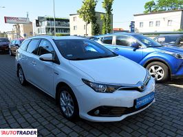 Toyota Auris 2017 1.8 135 KM Toyota Auris 2017 1.8 135 KM