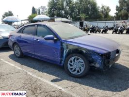 Hyundai Elantra 2025 1