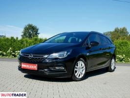 Opel Astra 2018 1.6 110 KM