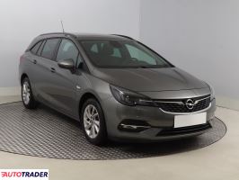 Opel Astra 2019 1.2 128 KM